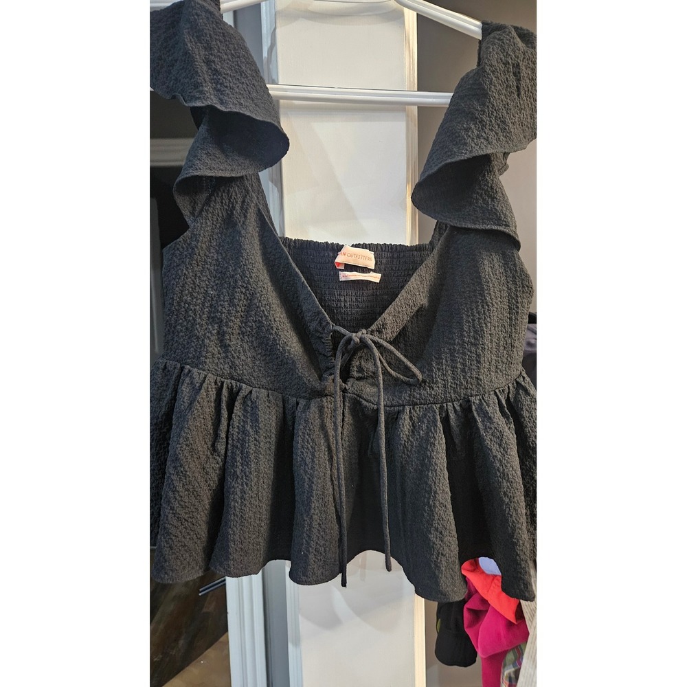 Boho Urban Outfitters Black Textured Tie Front Peplum Babydoll Flutter Sleeve M